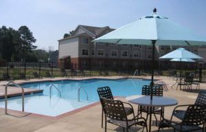 Wilsondale Hampton Apartment Pool